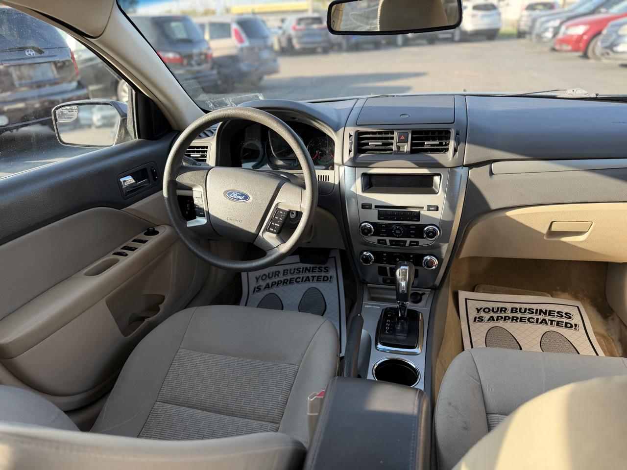 Ford Fusion SE 2012
