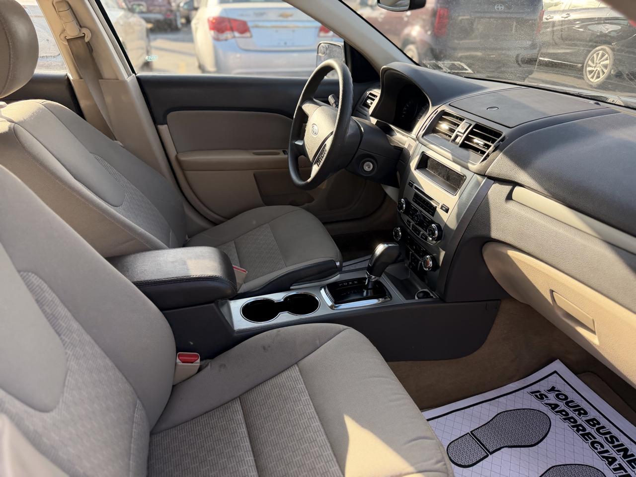 Ford Fusion SE 2012