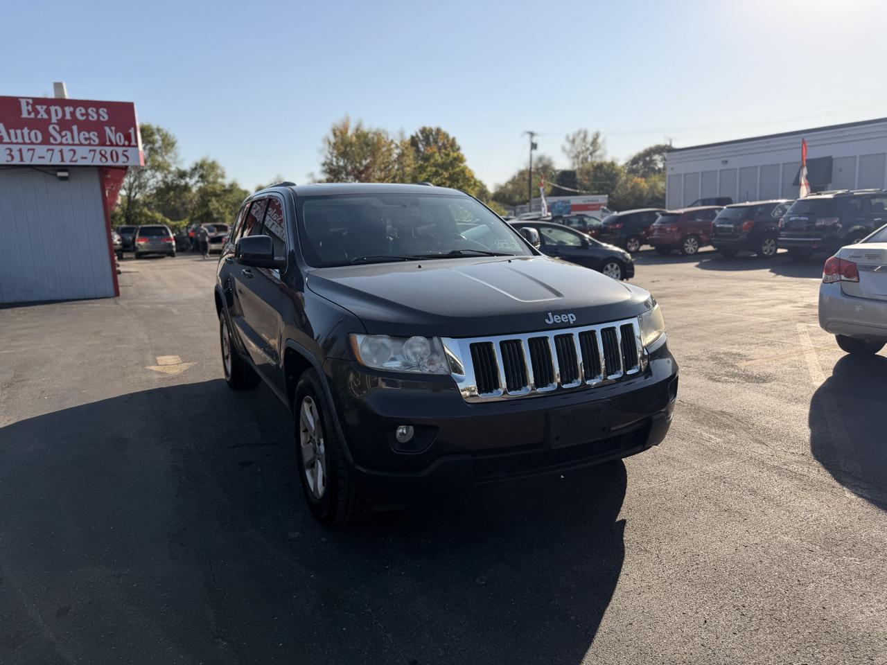Jeep Grand Cherokee Laredo 4WD 2011