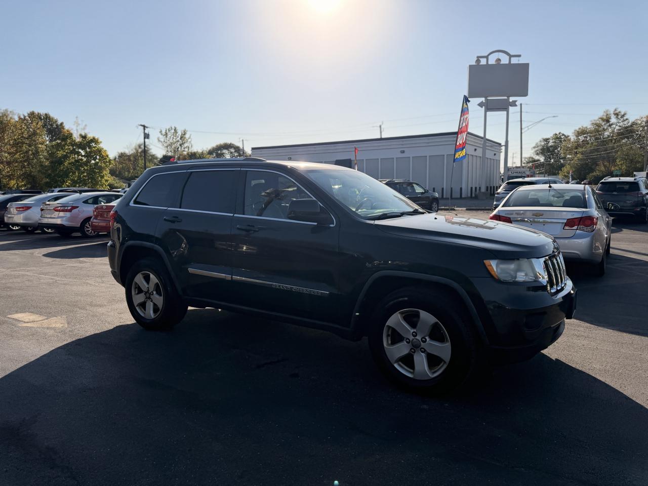 Jeep Grand Cherokee Laredo 4WD 2011