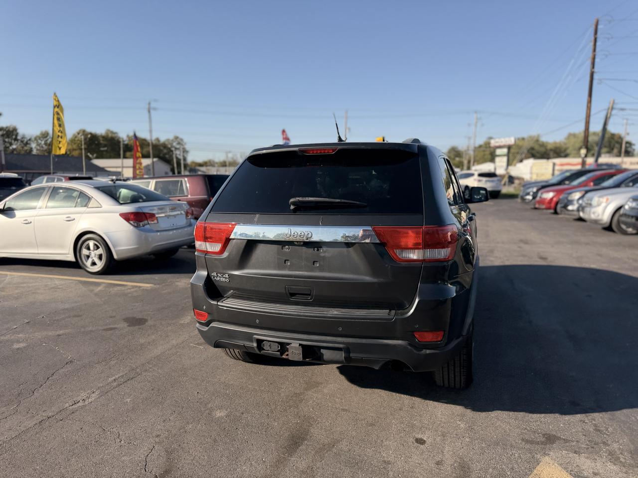 Jeep Grand Cherokee Laredo 4WD 2011