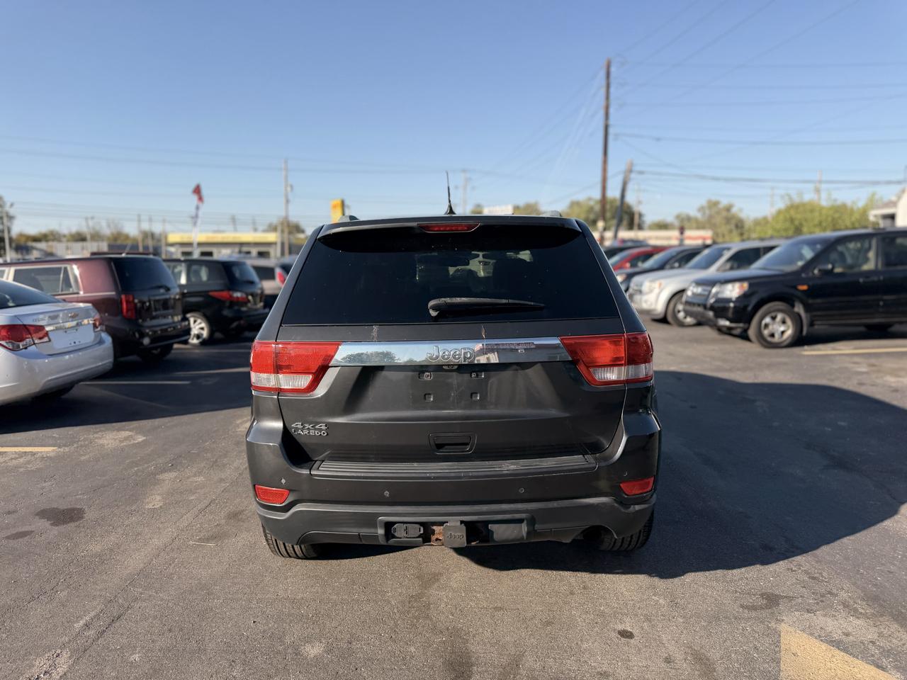 Jeep Grand Cherokee Laredo 4WD 2011