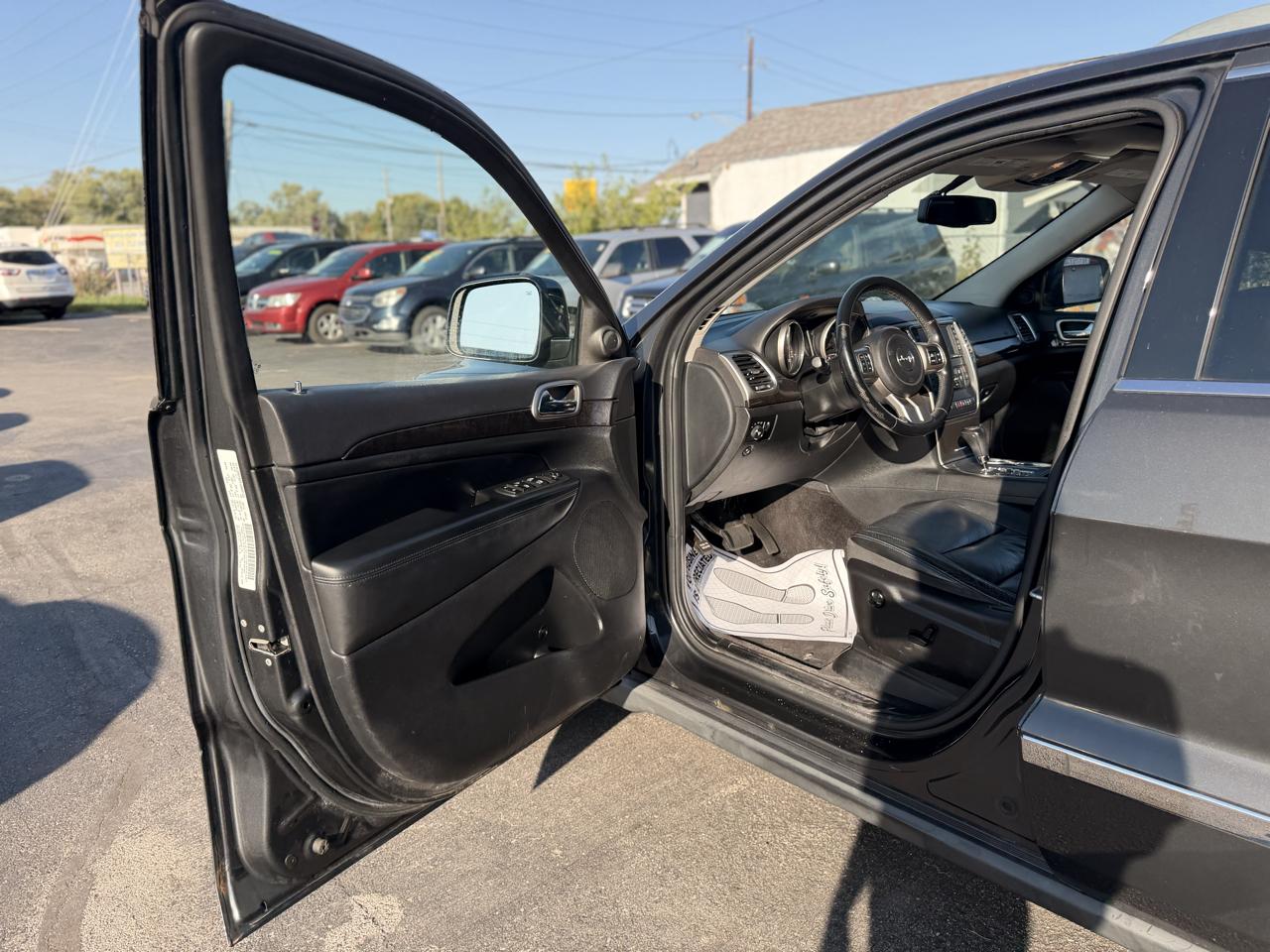 Jeep Grand Cherokee Laredo 4WD 2011