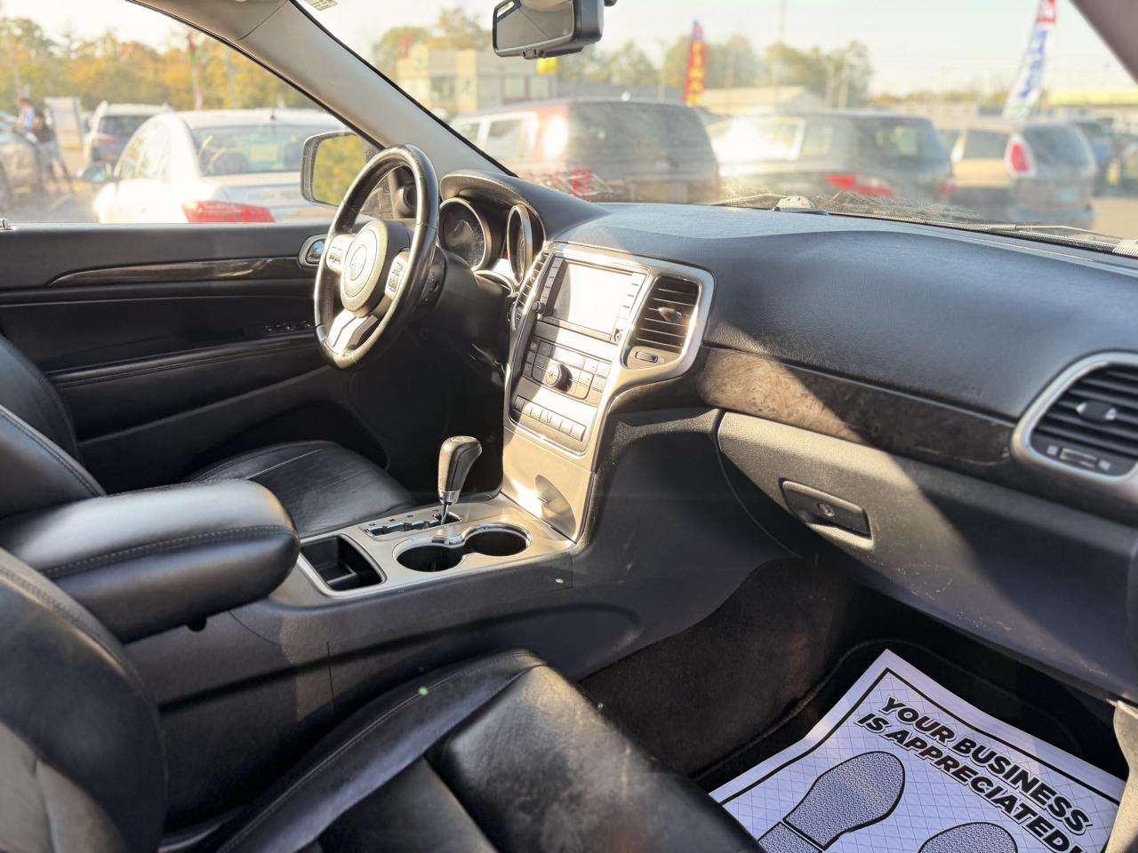 Jeep Grand Cherokee Laredo 4WD 2011