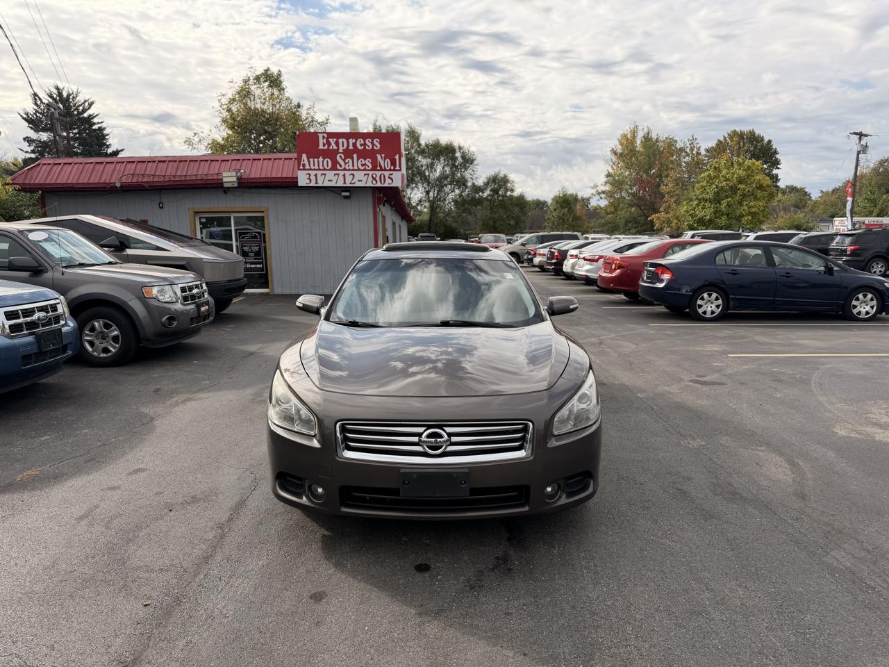 Nissan Maxima SV 2014