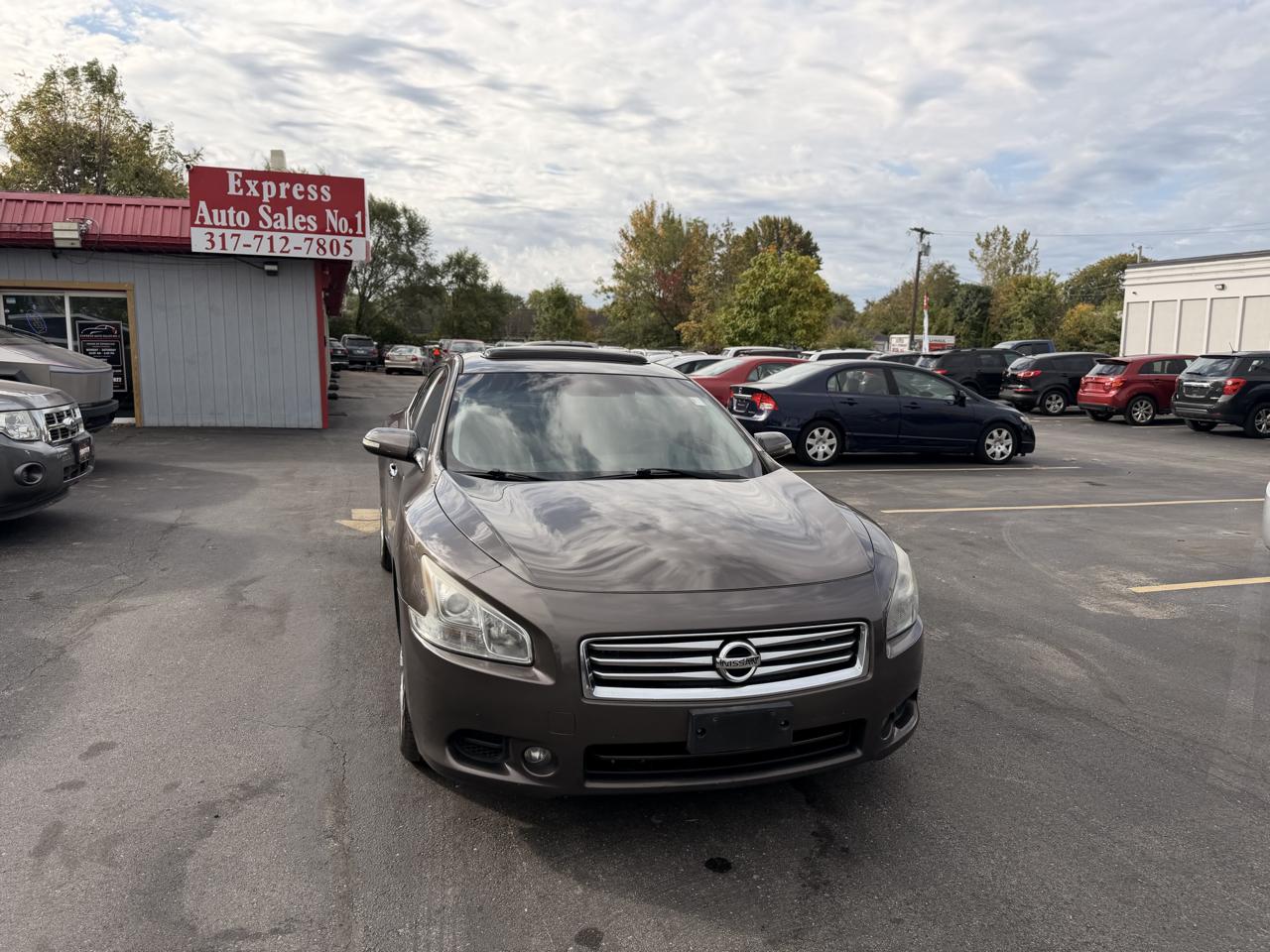 Nissan Maxima SV 2014