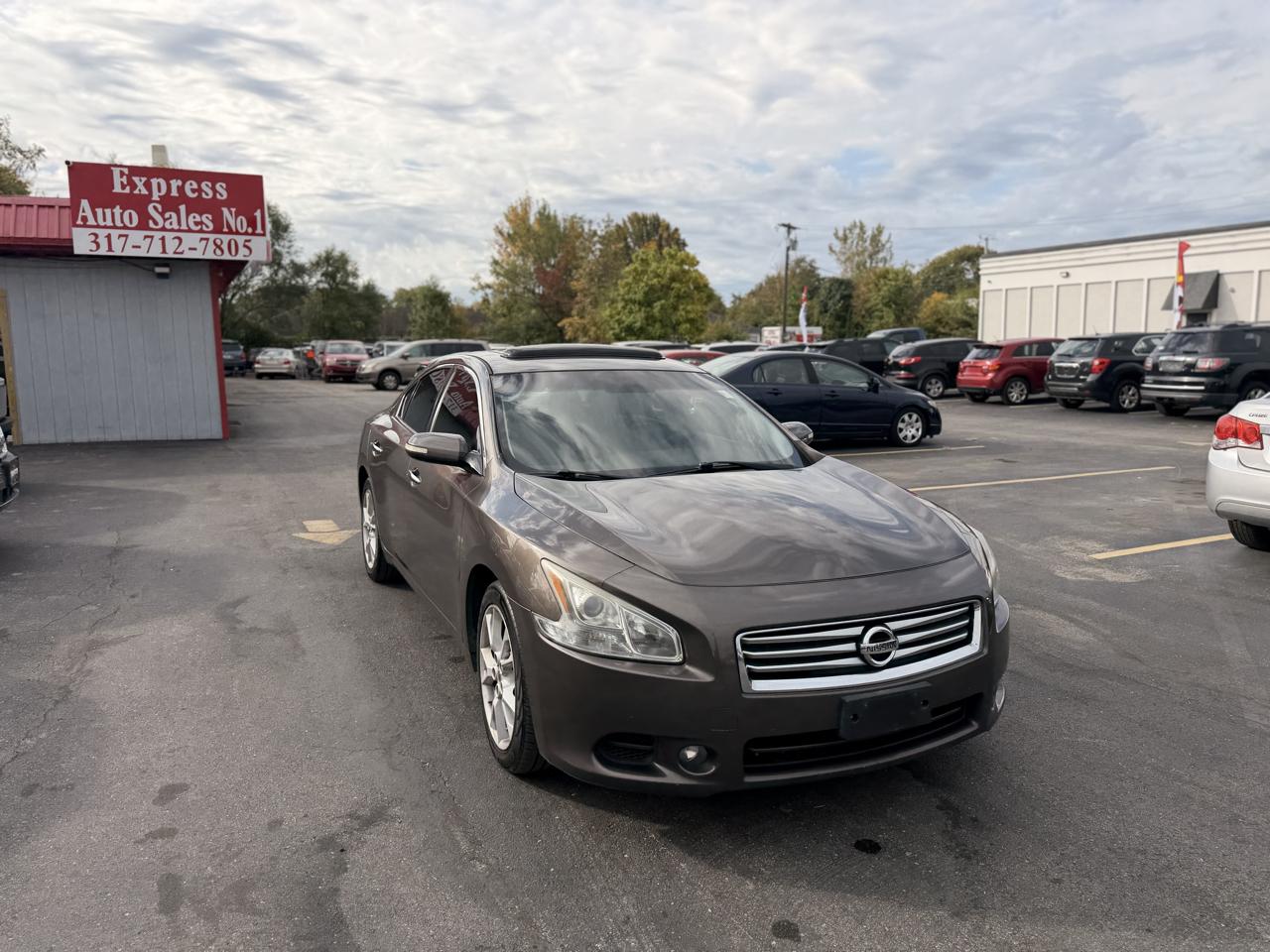 Nissan Maxima SV 2014
