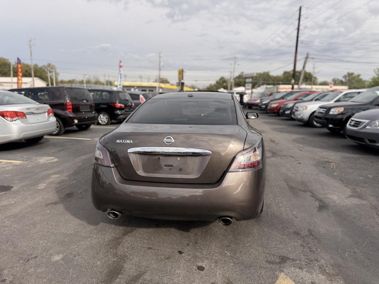 Nissan Maxima SV 2014