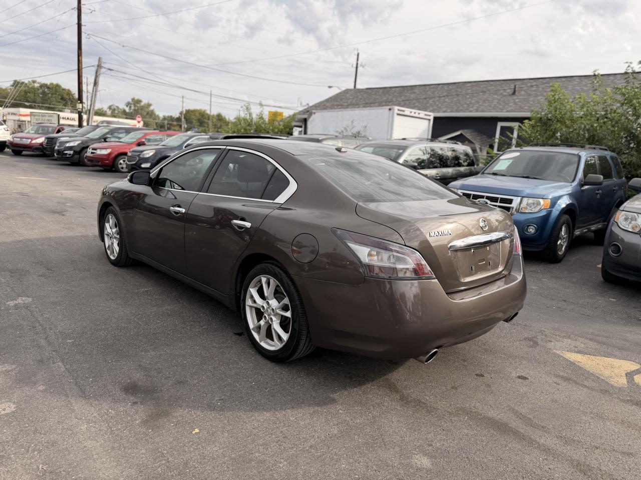 Nissan Maxima SV 2014