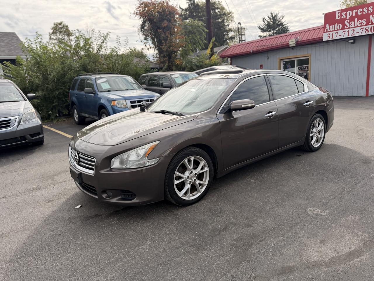 Nissan Maxima SV 2014