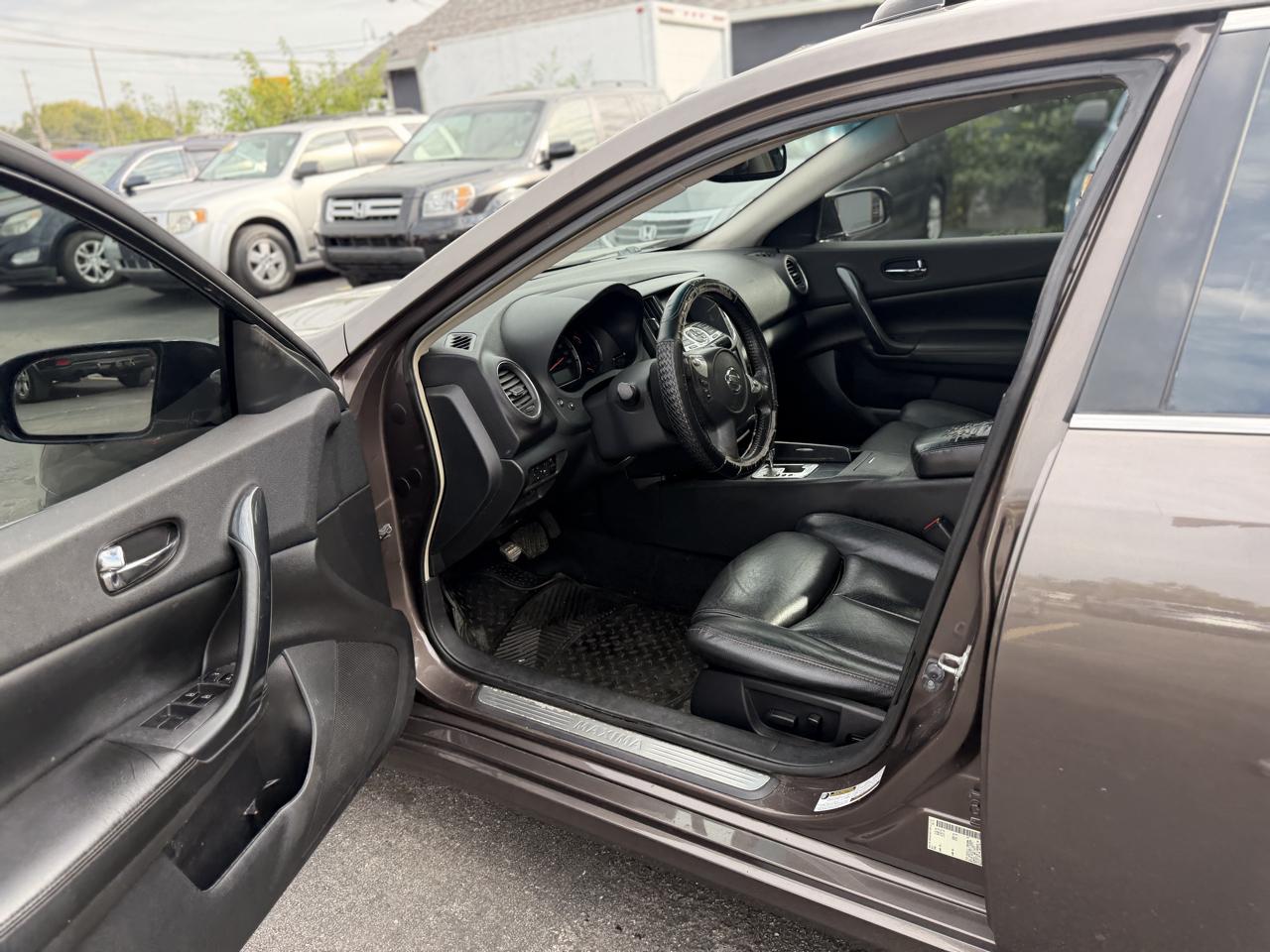 Nissan Maxima SV 2014