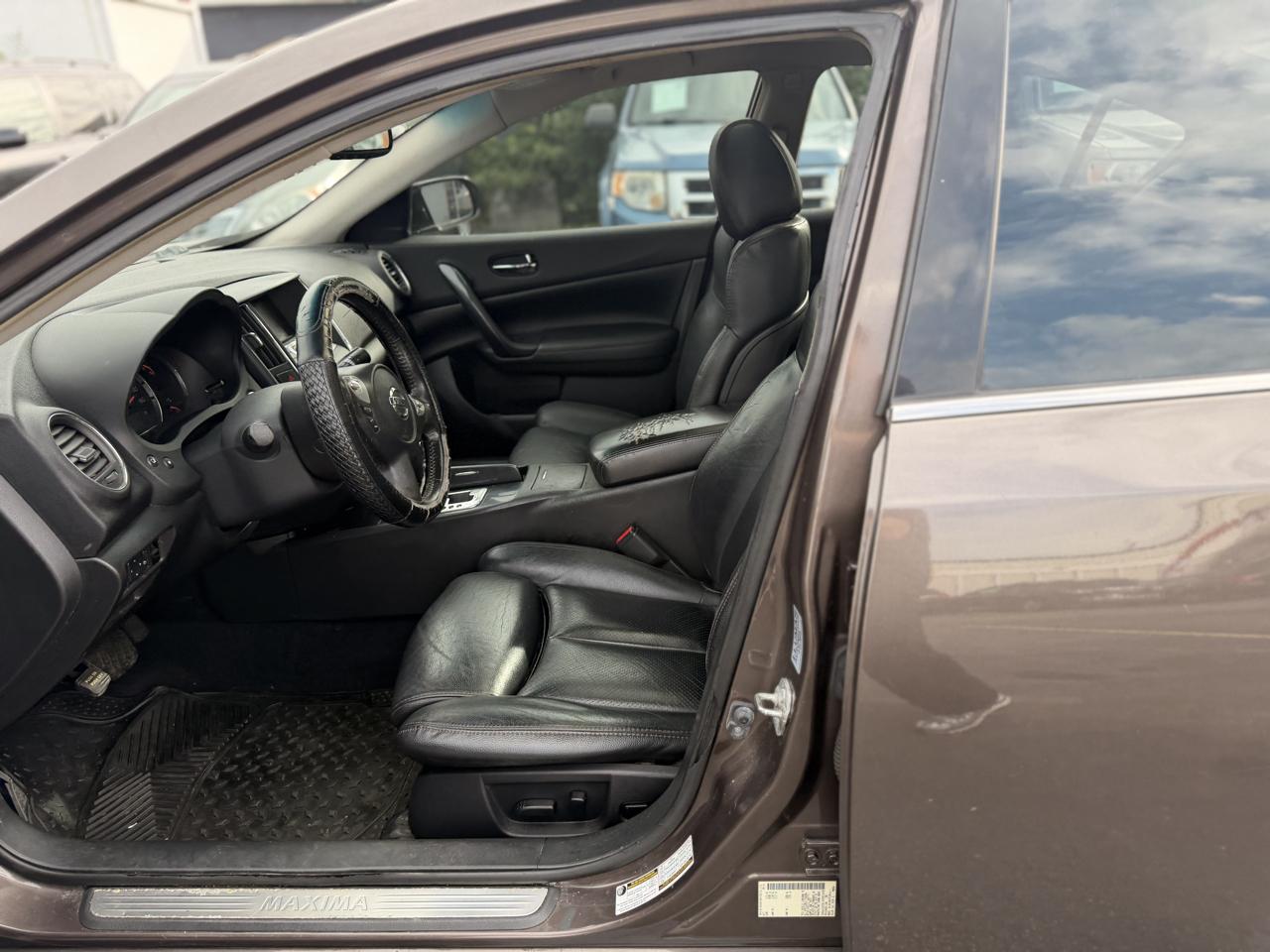 Nissan Maxima SV 2014