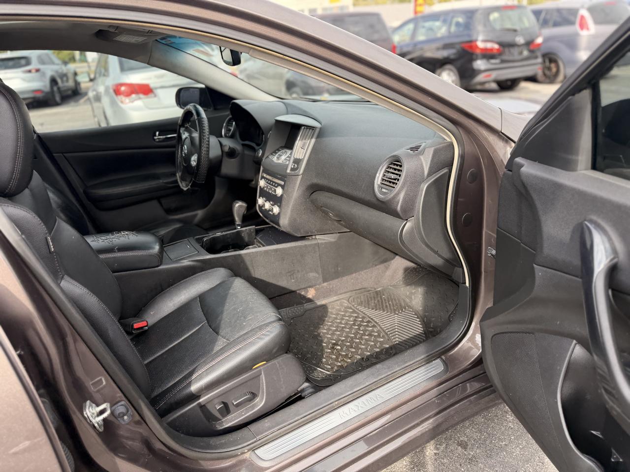 Nissan Maxima SV 2014