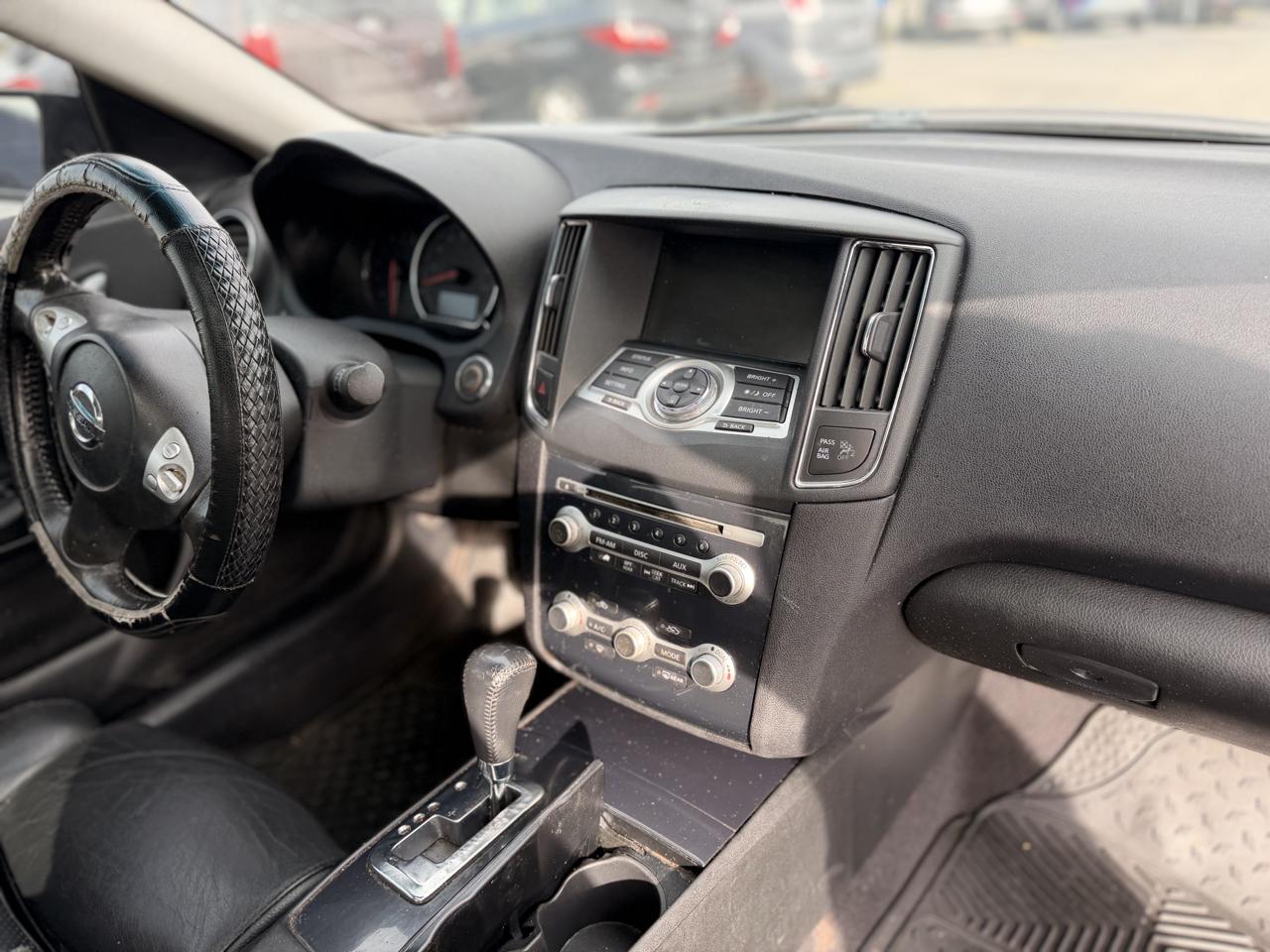 Nissan Maxima SV 2014