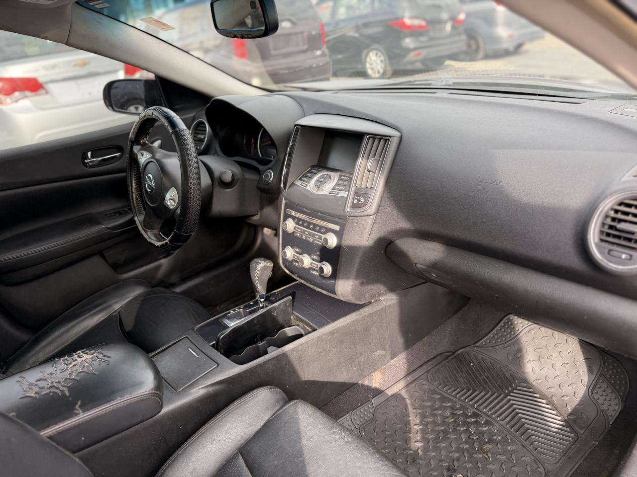 Nissan Maxima SV 2014