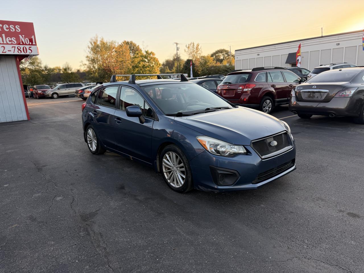 Subaru Impreza Premium Plus 5-Door+S/R 2012