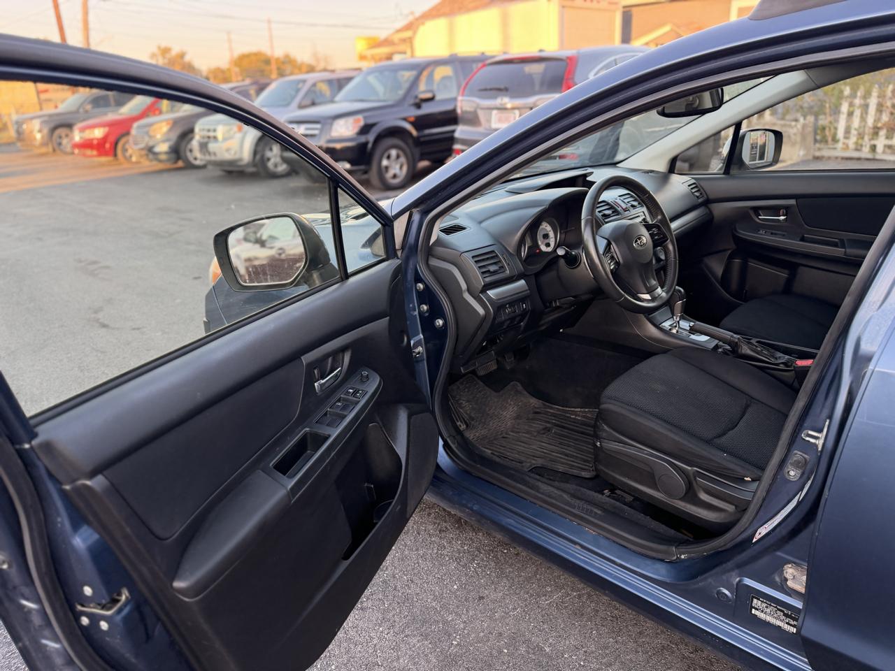 Subaru Impreza Premium Plus 5-Door+S/R 2012