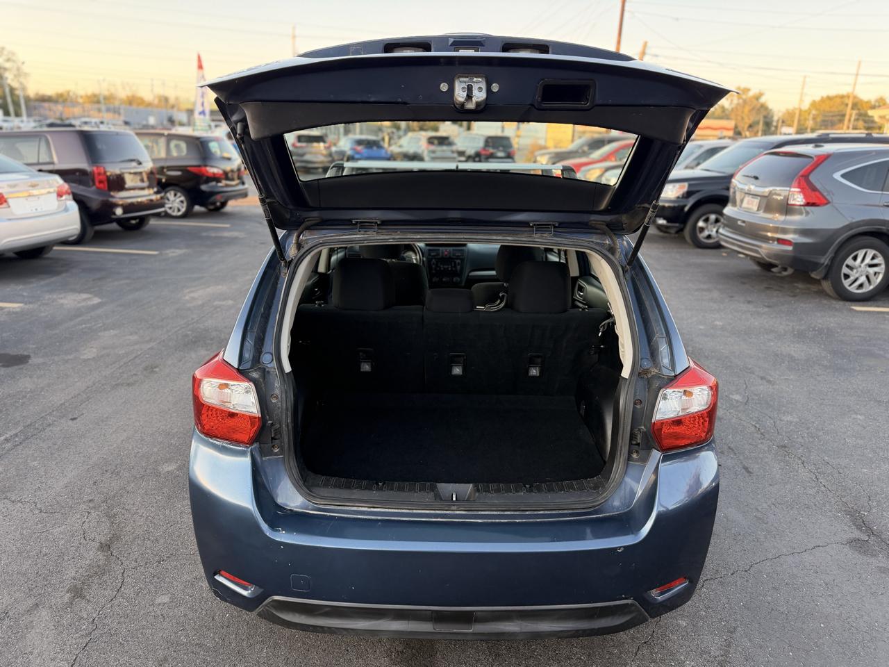 Subaru Impreza Premium Plus 5-Door+S/R 2012