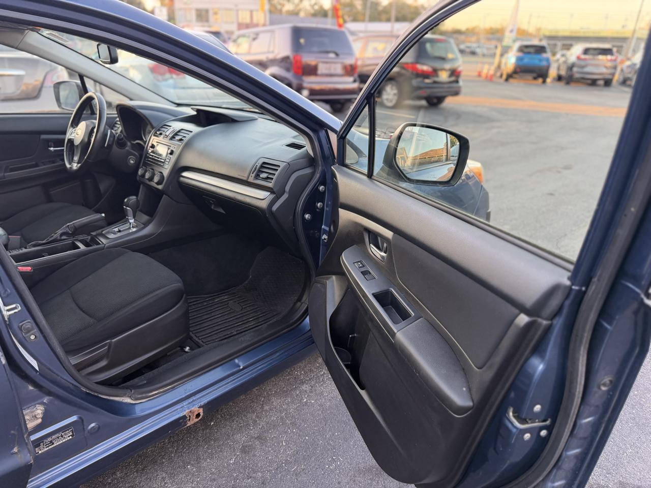 Subaru Impreza Premium Plus 5-Door+S/R 2012