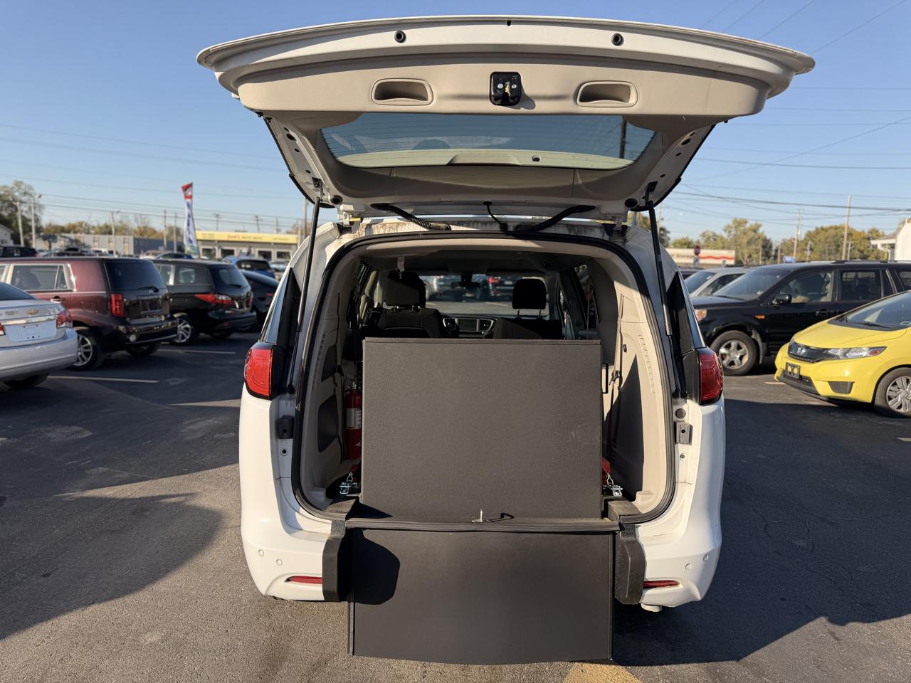 Chrysler Voyager LX 2020