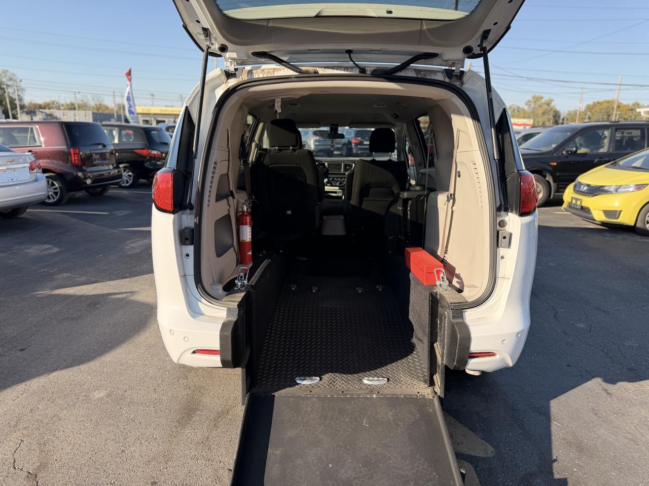 Chrysler Voyager LX 2020