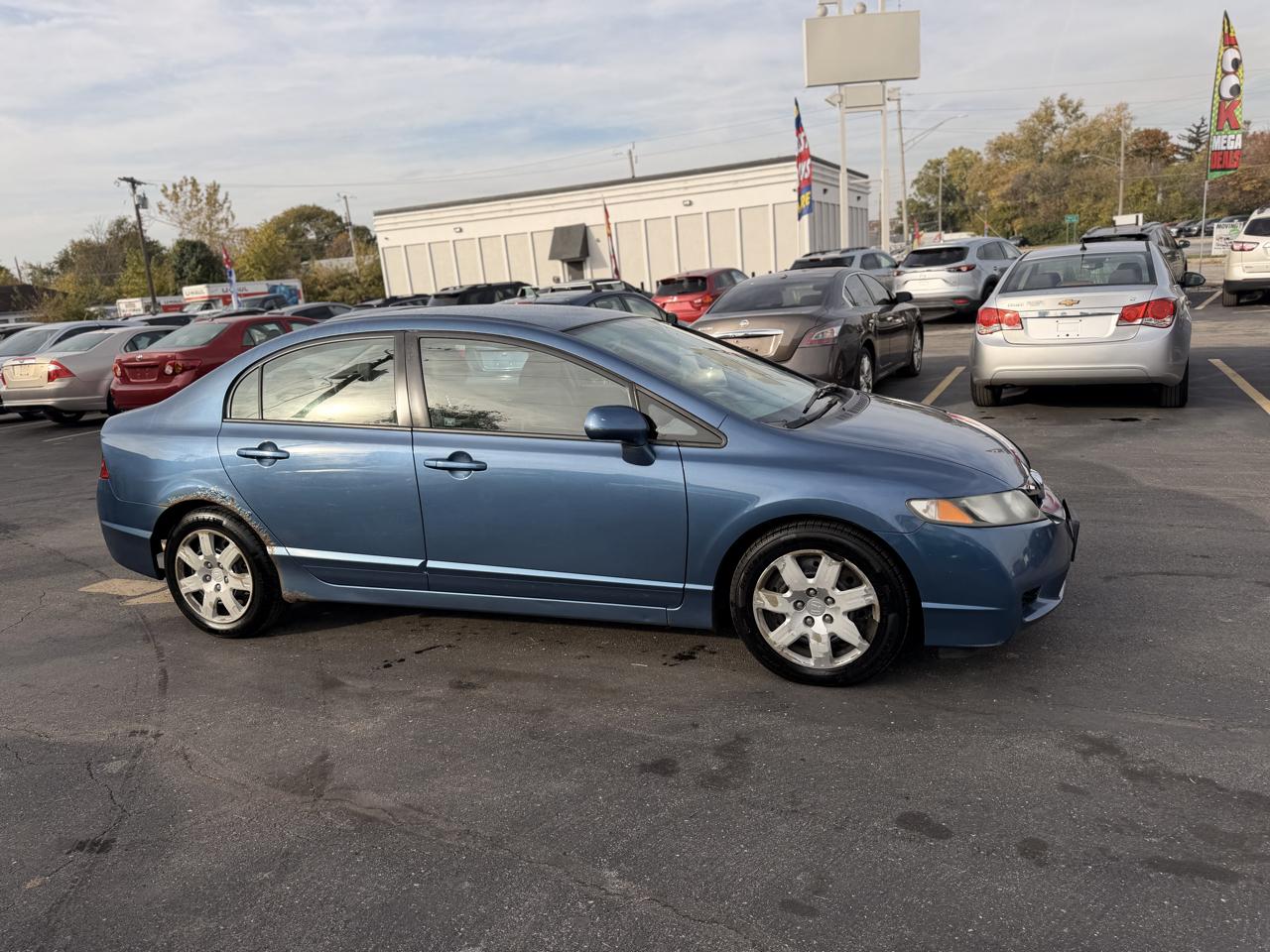 Honda Civic LX Sedan 5-Speed AT 2009