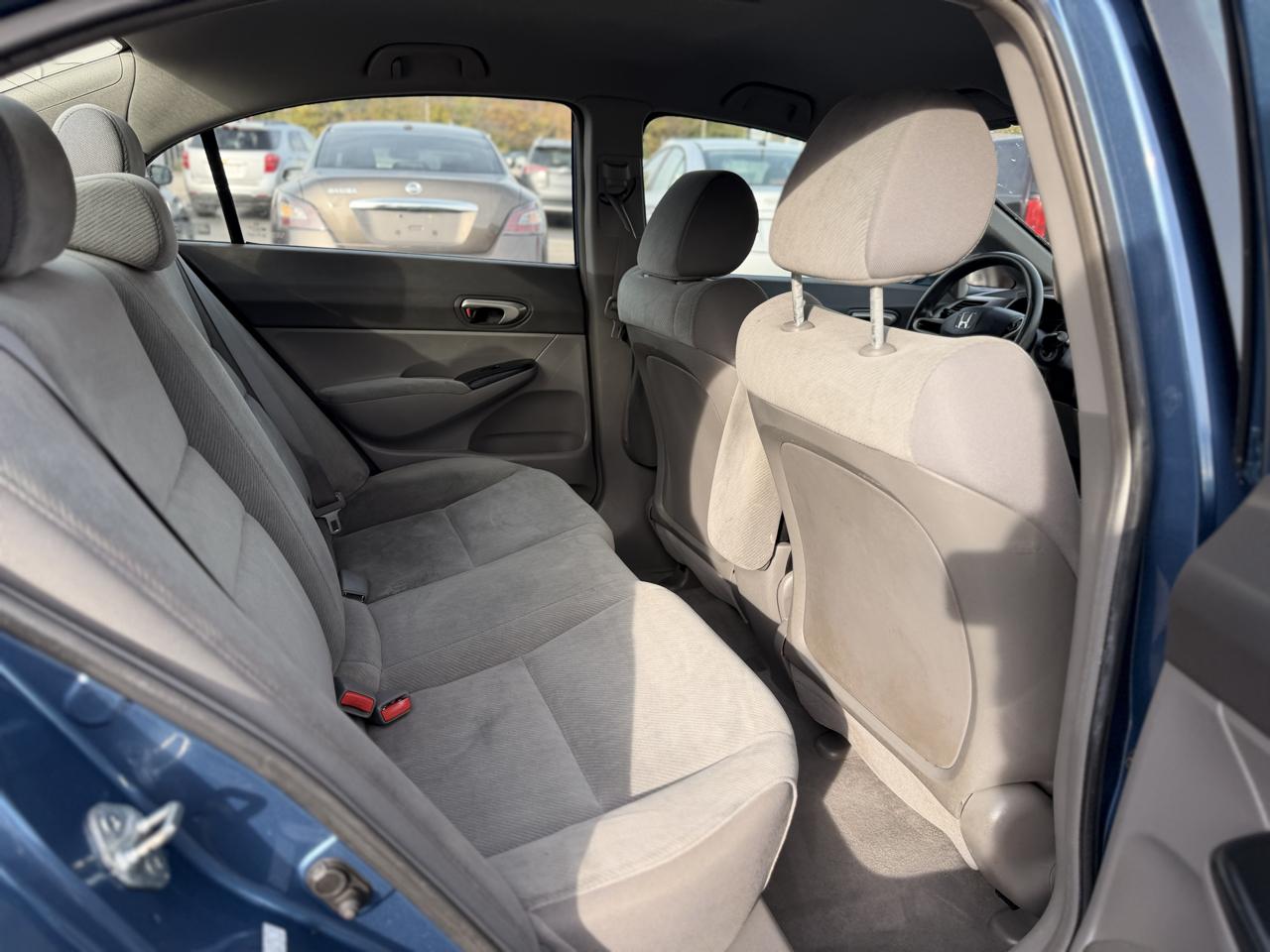 Honda Civic LX Sedan 5-Speed AT 2009