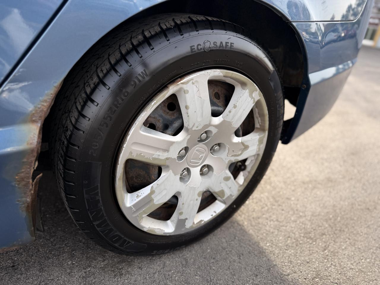 Honda Civic LX Sedan 5-Speed AT 2009