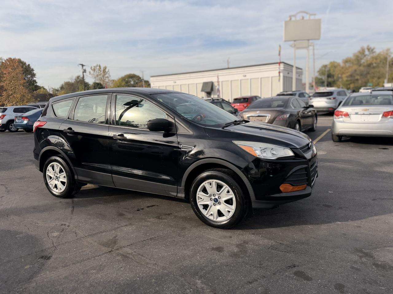 Ford Escape S FWD 2016