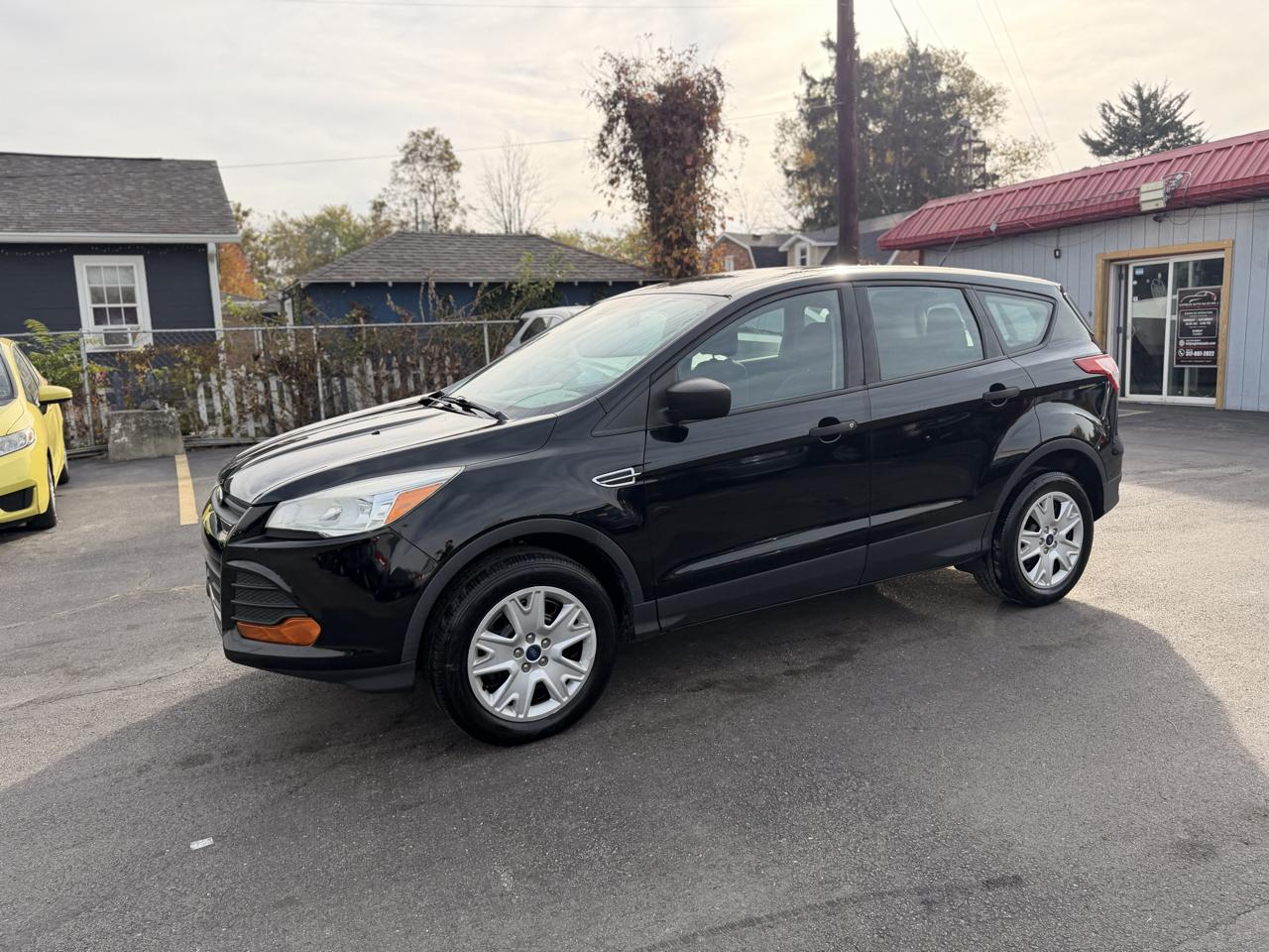 Ford Escape S FWD 2016