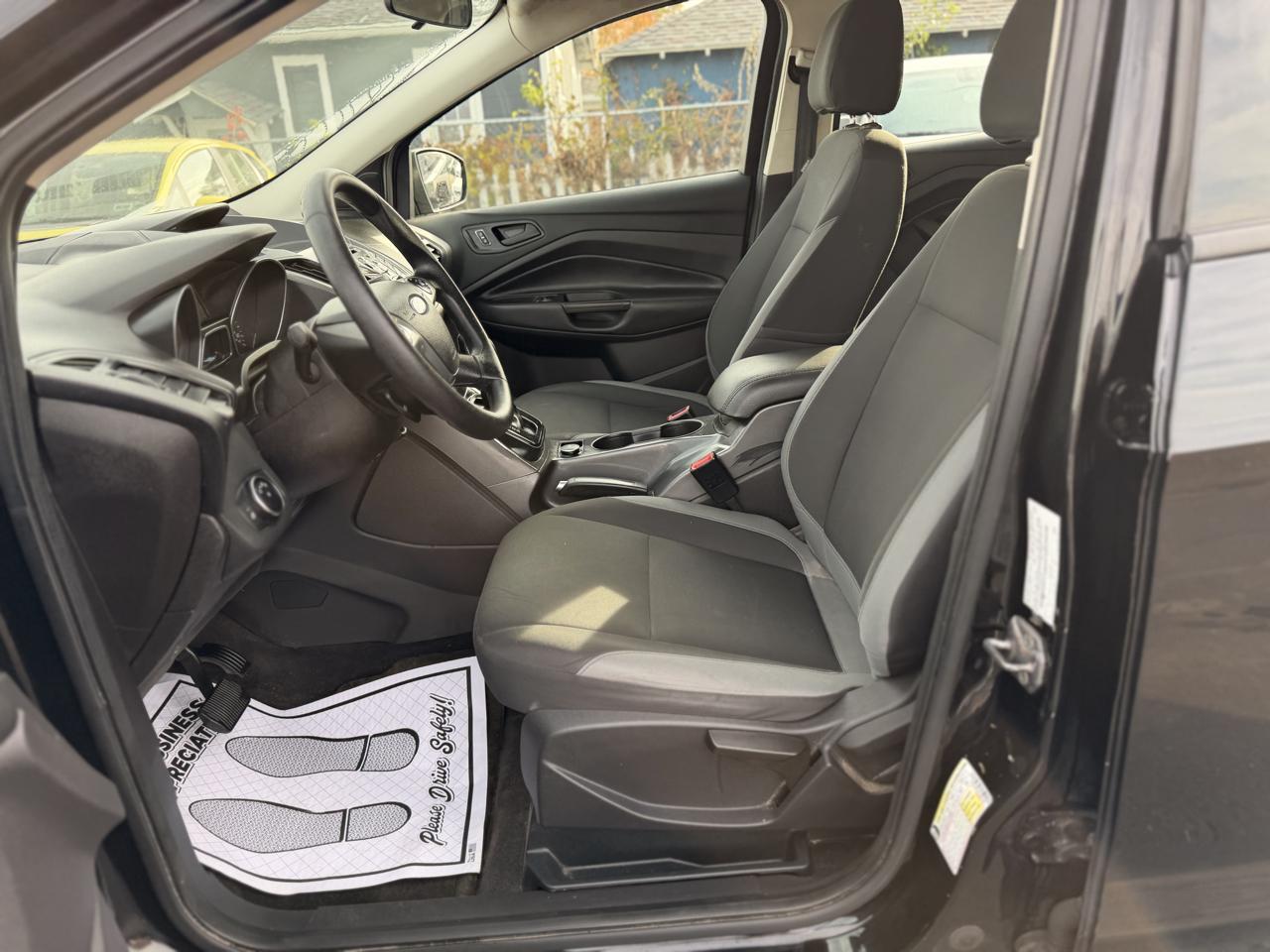 Ford Escape S FWD 2016