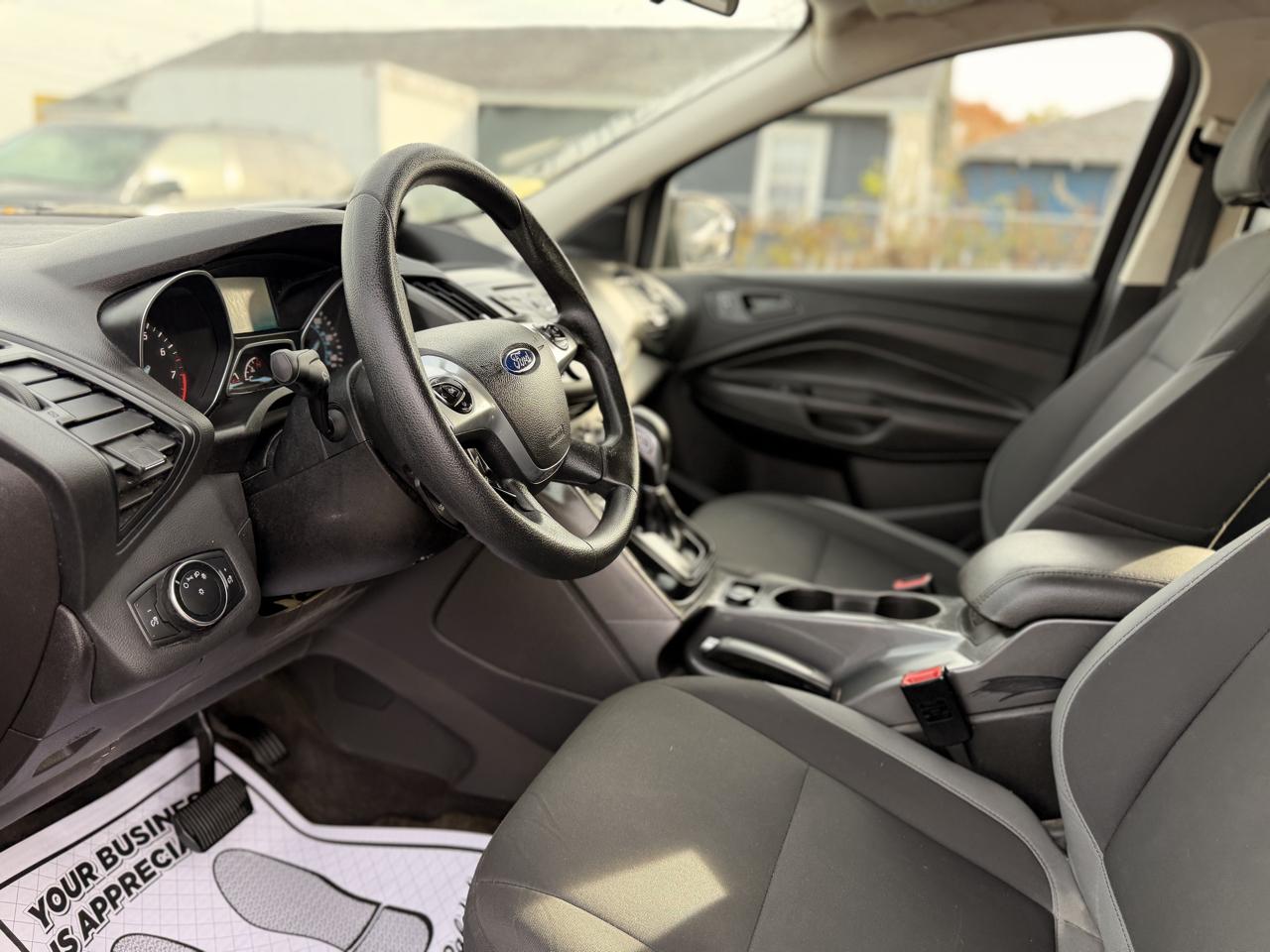 Ford Escape S FWD 2016