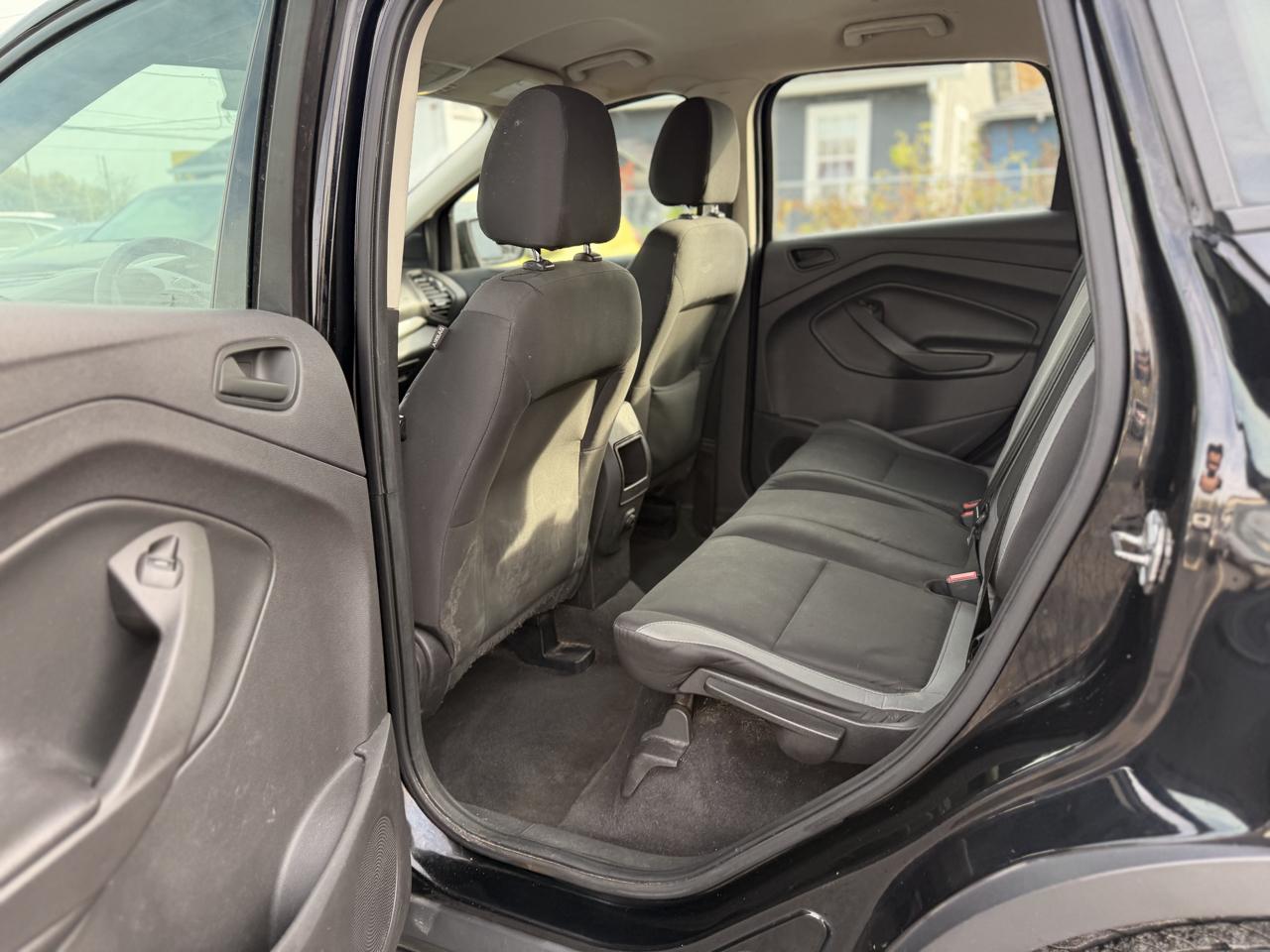 Ford Escape S FWD 2016