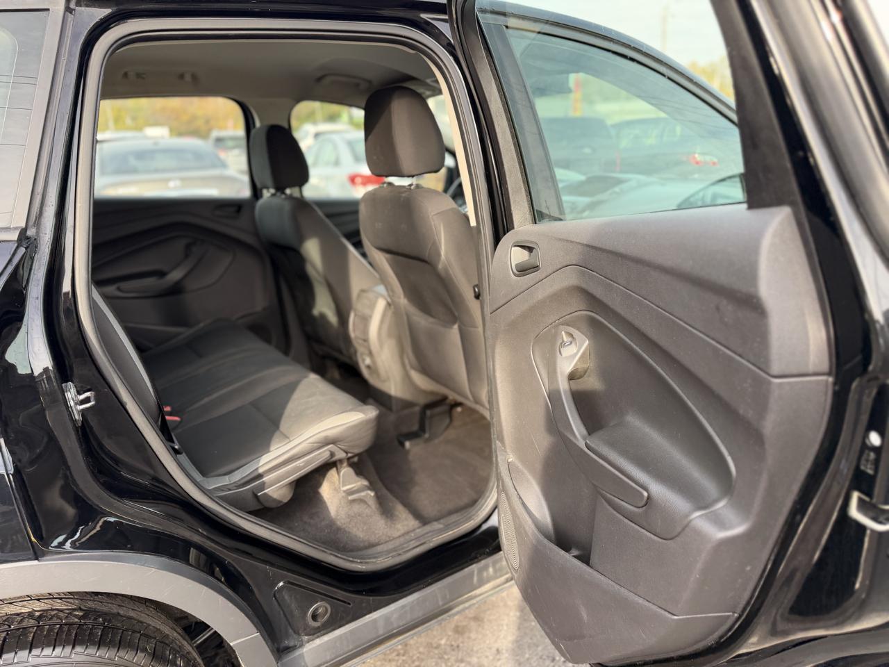 Ford Escape S FWD 2016