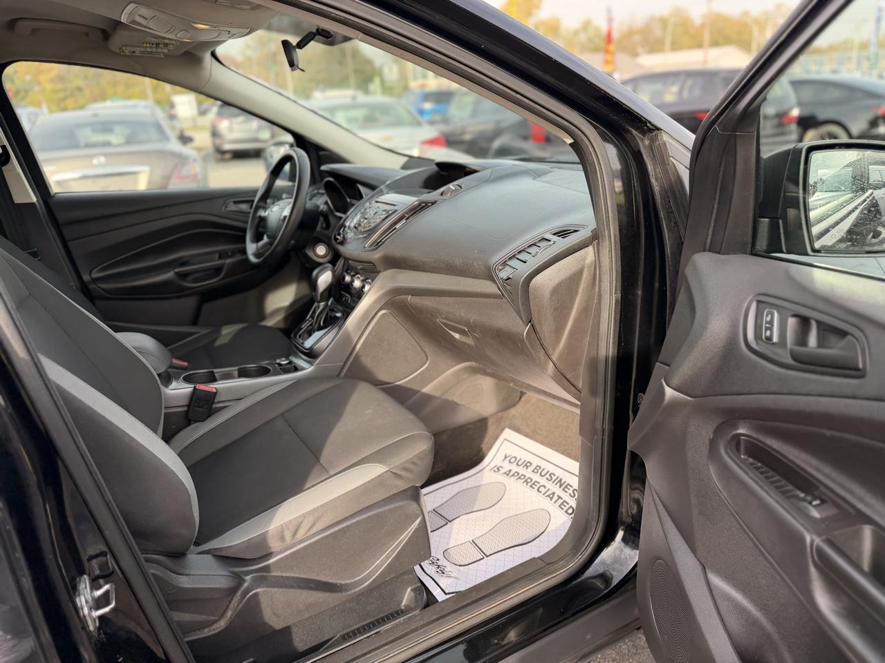 Ford Escape S FWD 2016