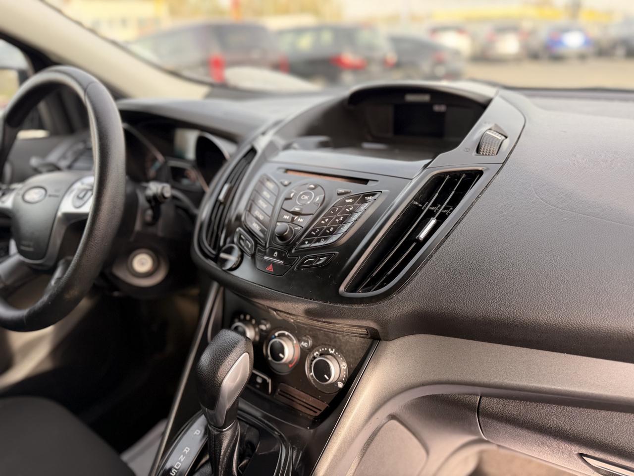 Ford Escape S FWD 2016