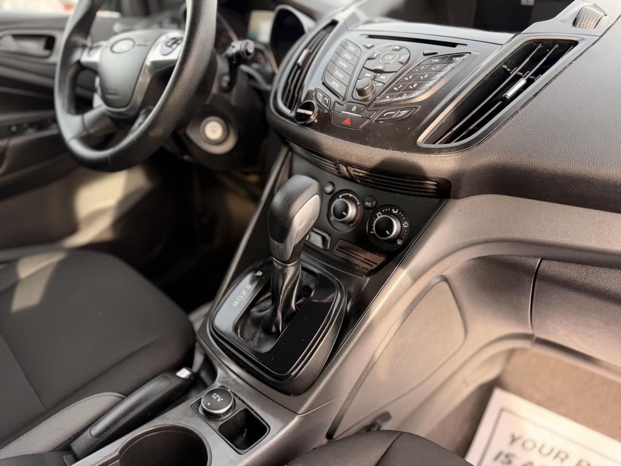 Ford Escape S FWD 2016