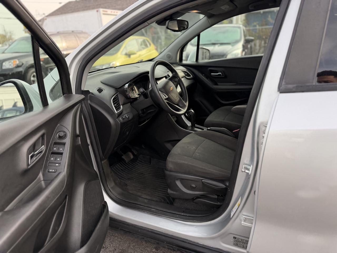 Chevrolet Trax LS FWD 2020