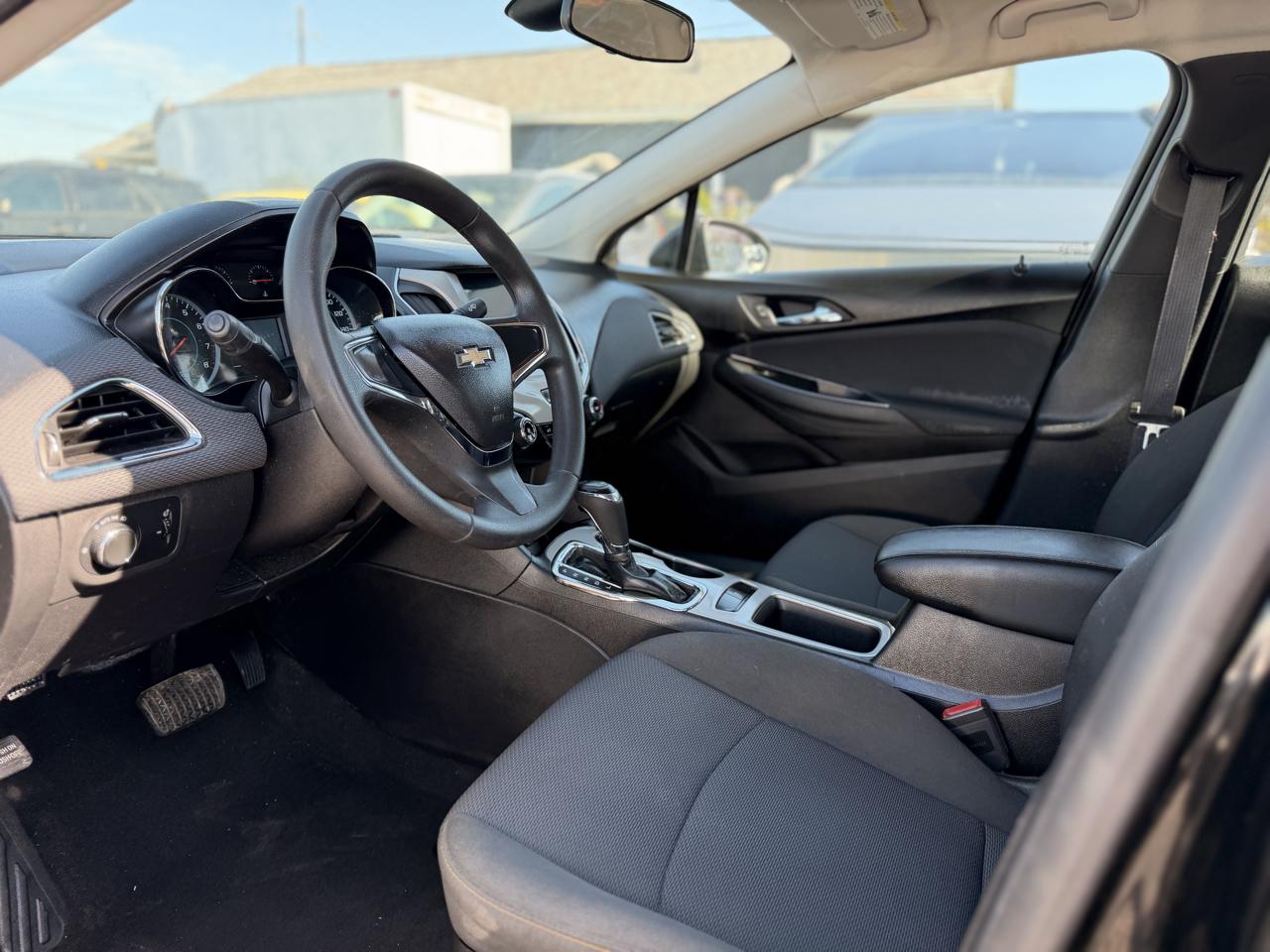 Chevrolet Cruze LS Auto 2017