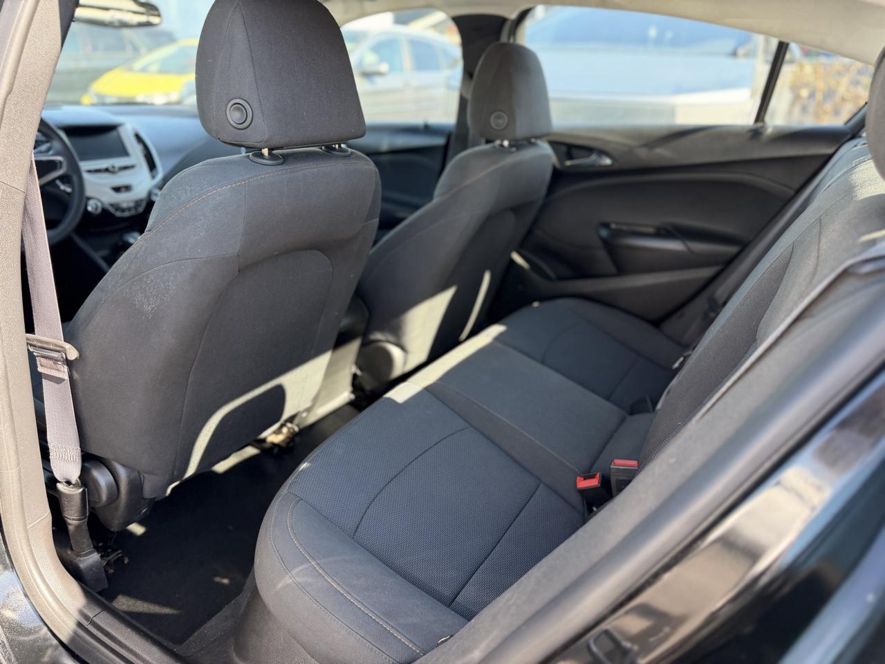 Chevrolet Cruze LS Auto 2017