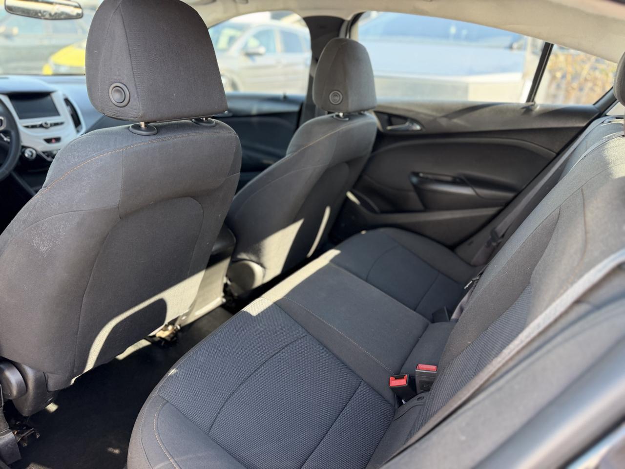 Chevrolet Cruze LS Auto 2017