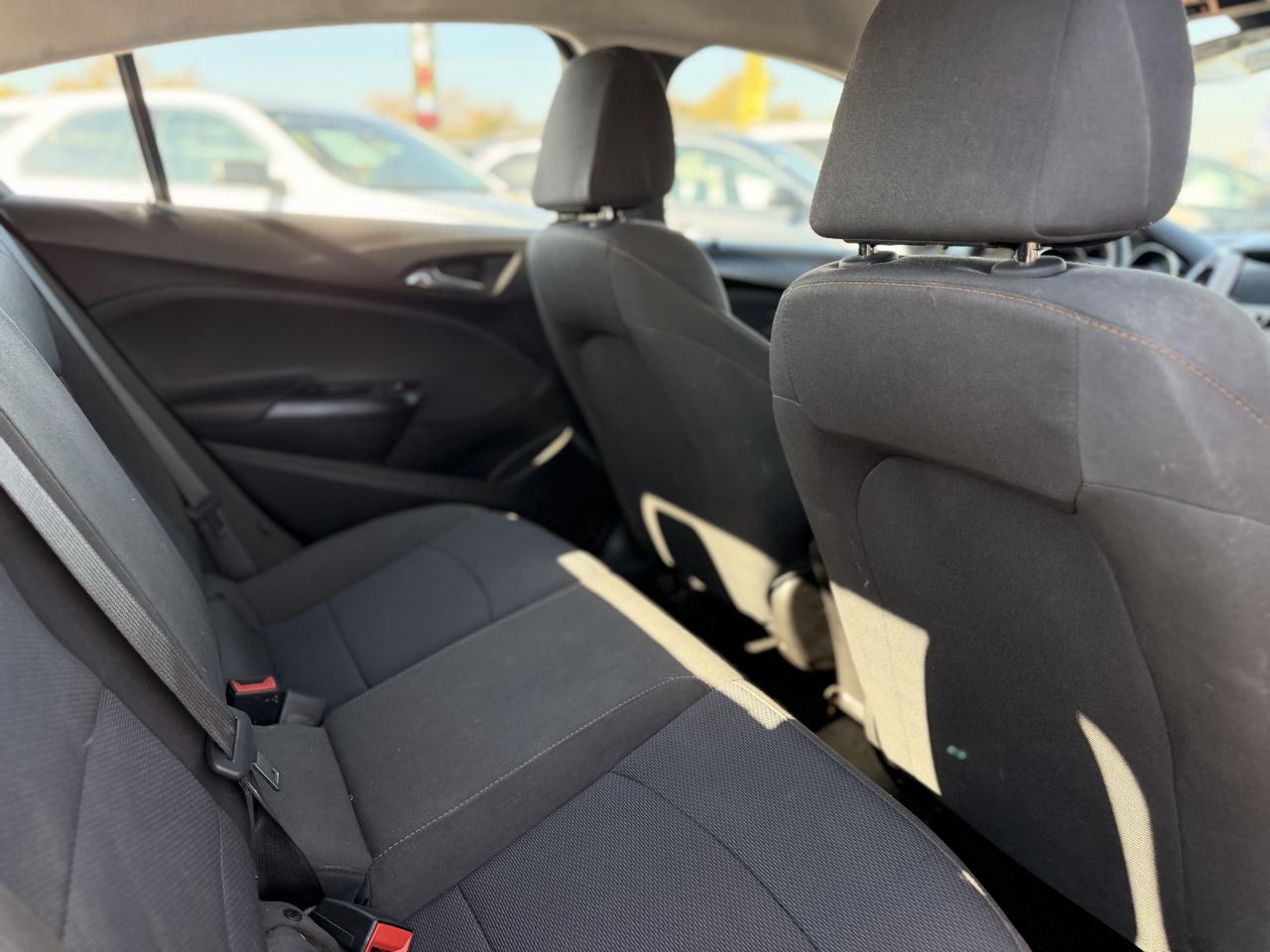 Chevrolet Cruze LS Auto 2017