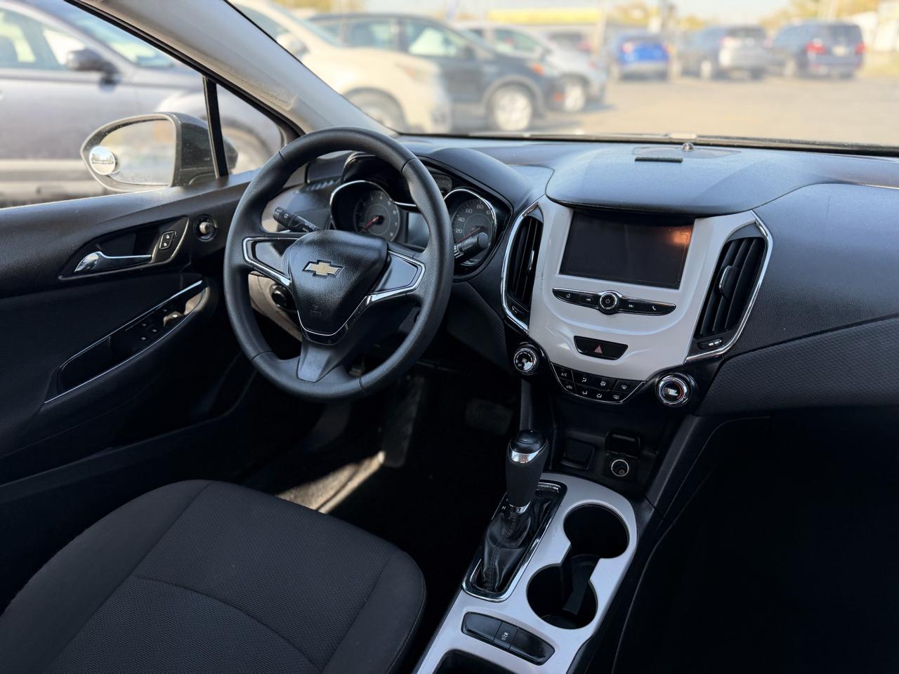 Chevrolet Cruze LS Auto 2017