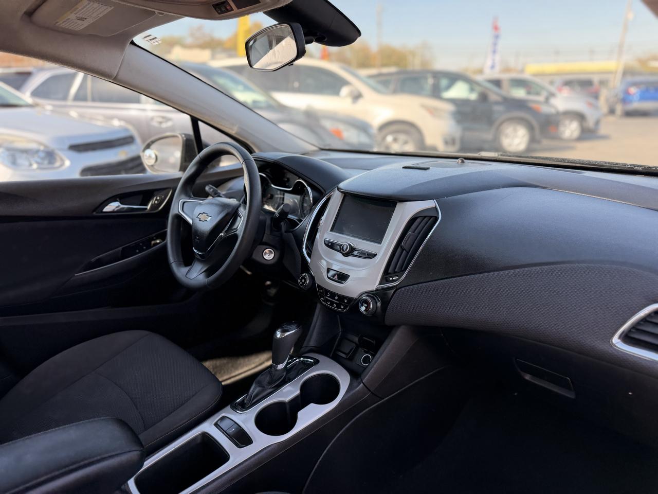 Chevrolet Cruze LS Auto 2017
