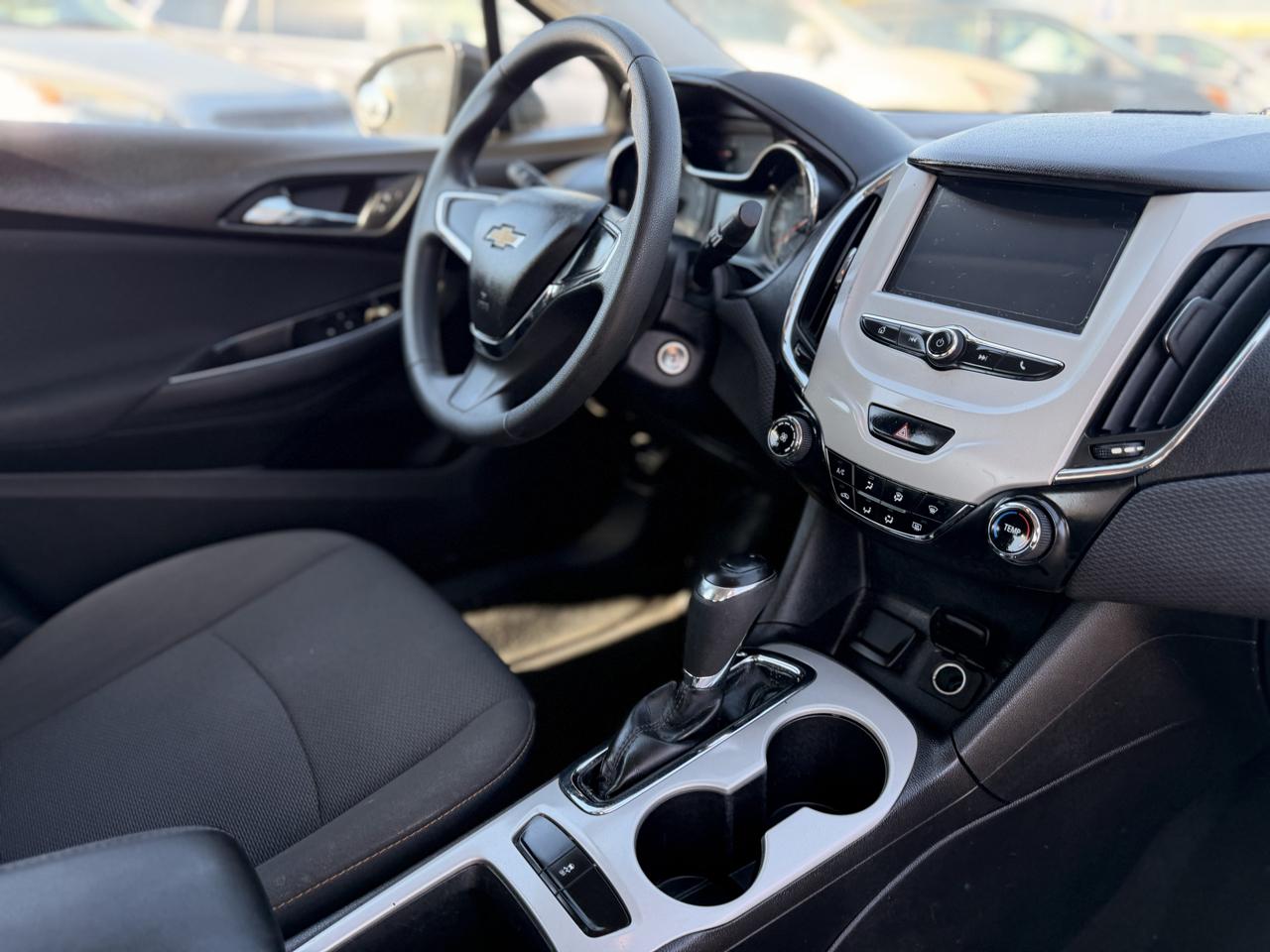 Chevrolet Cruze LS Auto 2017