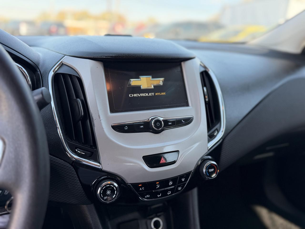 Chevrolet Cruze LS Auto 2017