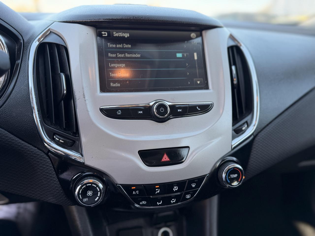 Chevrolet Cruze LS Auto 2017
