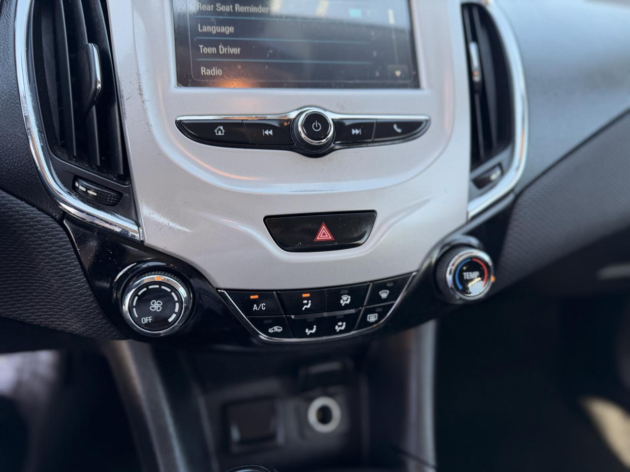 Chevrolet Cruze LS Auto 2017