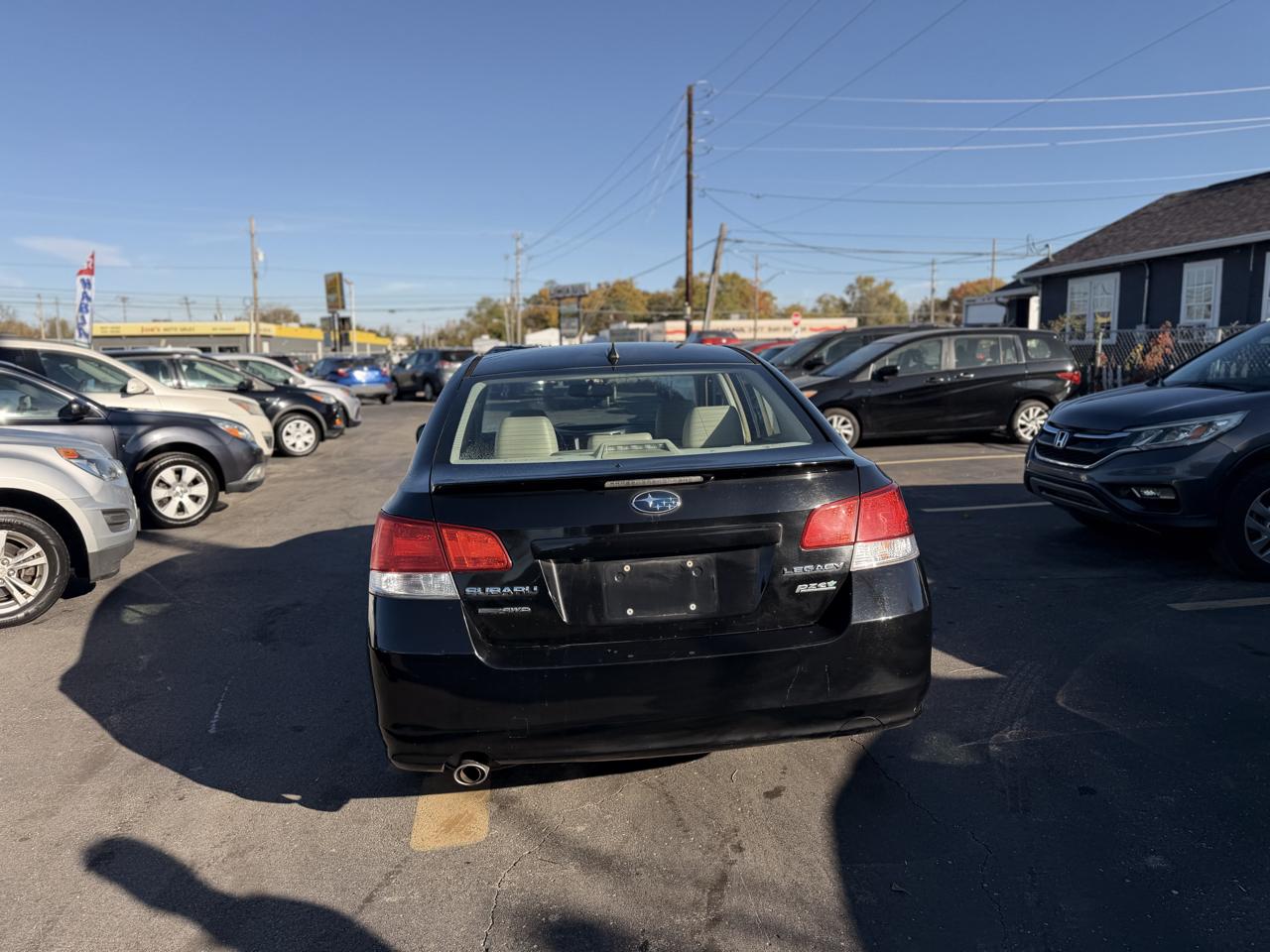 Subaru Legacy 2.5i Limited 2012