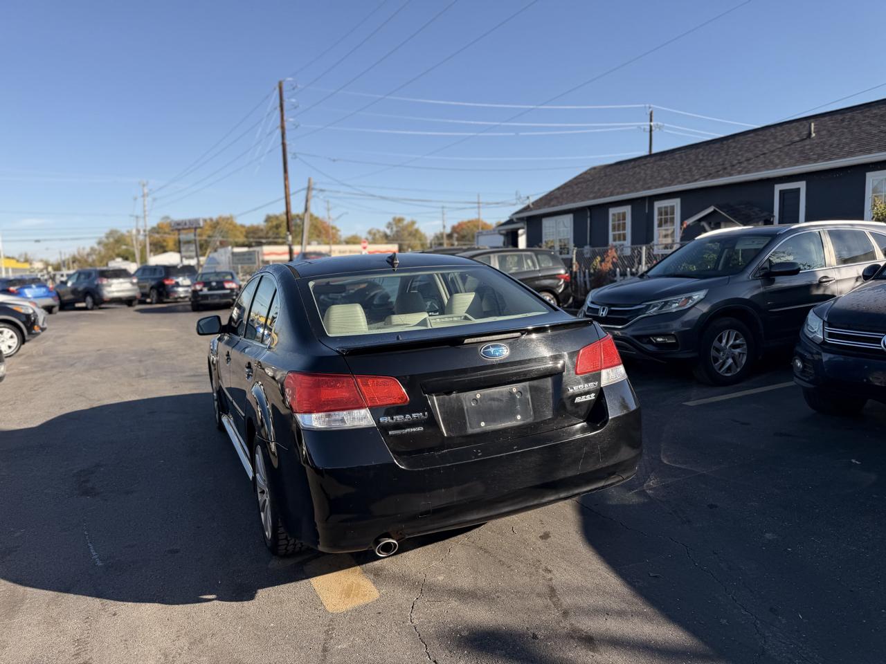 Subaru Legacy 2.5i Limited 2012